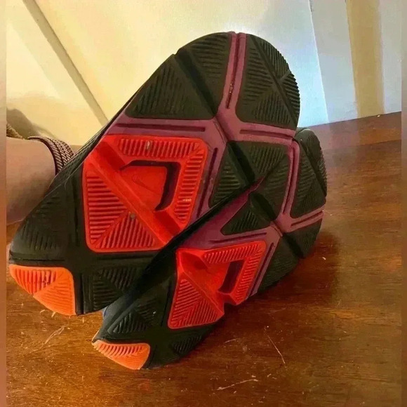 Size 4.5- Nike GO FlyEase Dynamic Turquoise - Picture 6 of 10